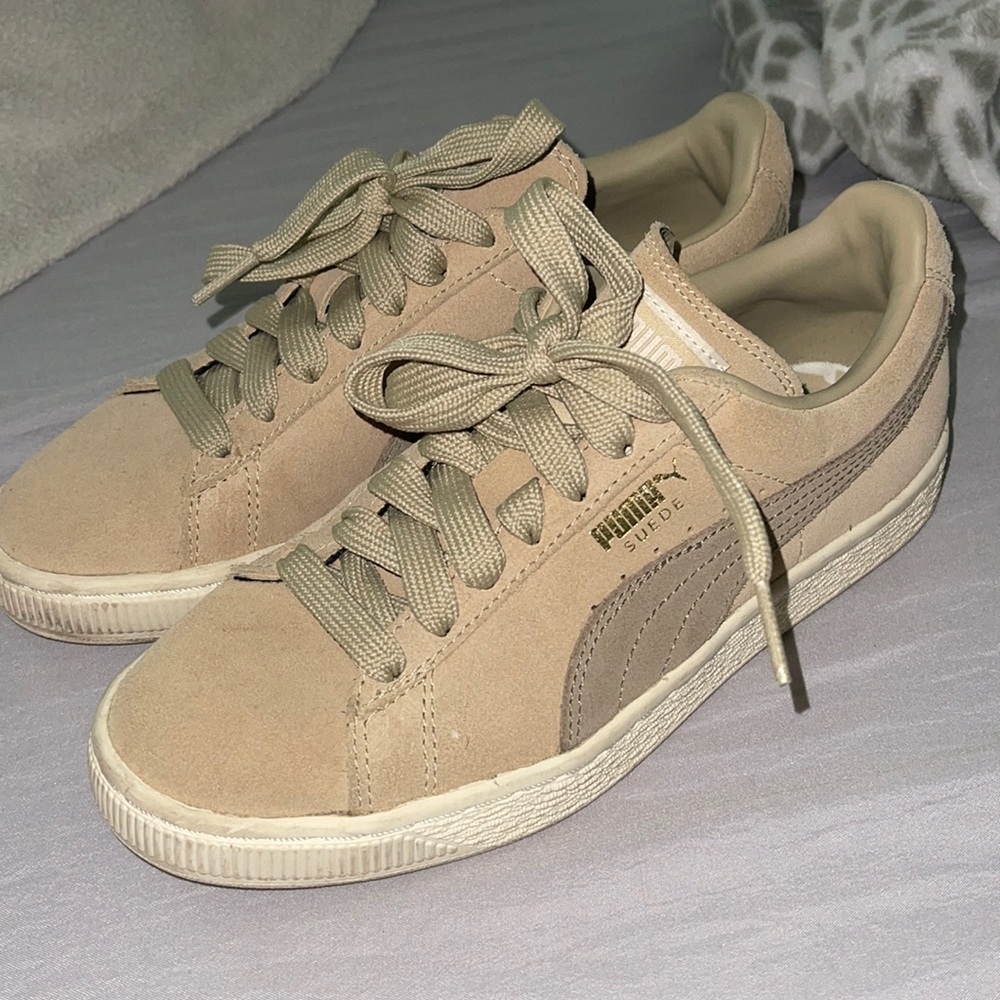 Puma Sneakers